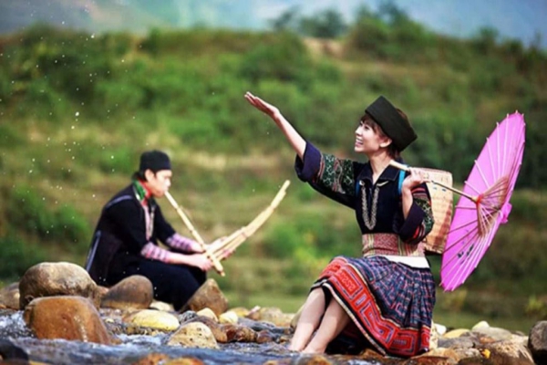Le programme touristique “À travers les régions patrimoniales du Nord Vietnam″