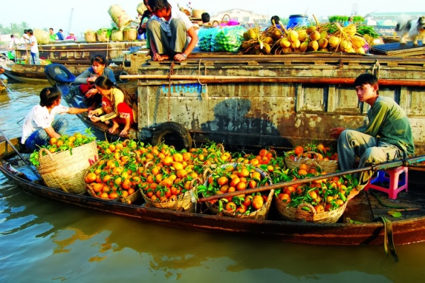 Les marchés flottants les plus célèbres du delta du Mékong au Vietnam