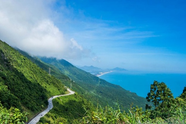 Le col des Nuages au Vietnam qui porte bien son nom