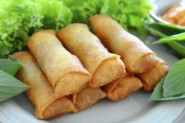 Recette de Nem et la préparation de la sauce