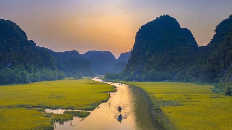 Circuit au Vietnam 15 jours entre montagnes, rizières, patrimoine et mer d’émeraude du Nord au Centre